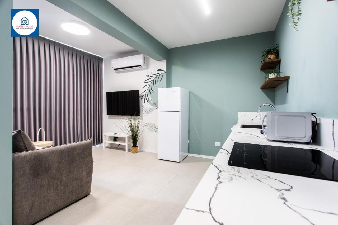 Design Apartments In Netanya Esterno foto