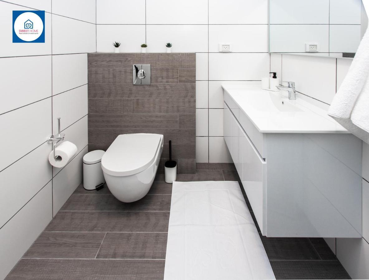 Design Apartments In Netanya Esterno foto