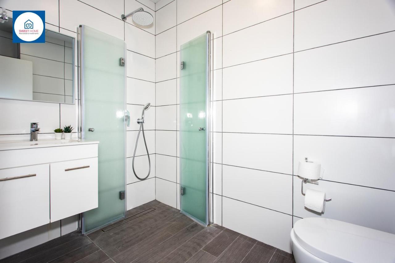 Design Apartments In Netanya Esterno foto